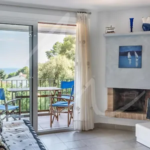 Carabela By Seamount Calella De Palafrugell